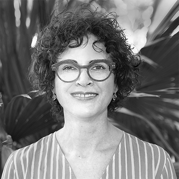 Shona - Director